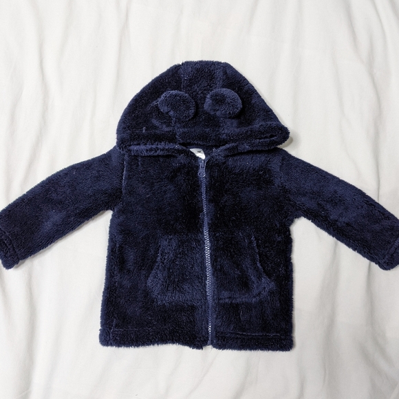 6-12M Fuzzy zip-up hoodie with bear ears
